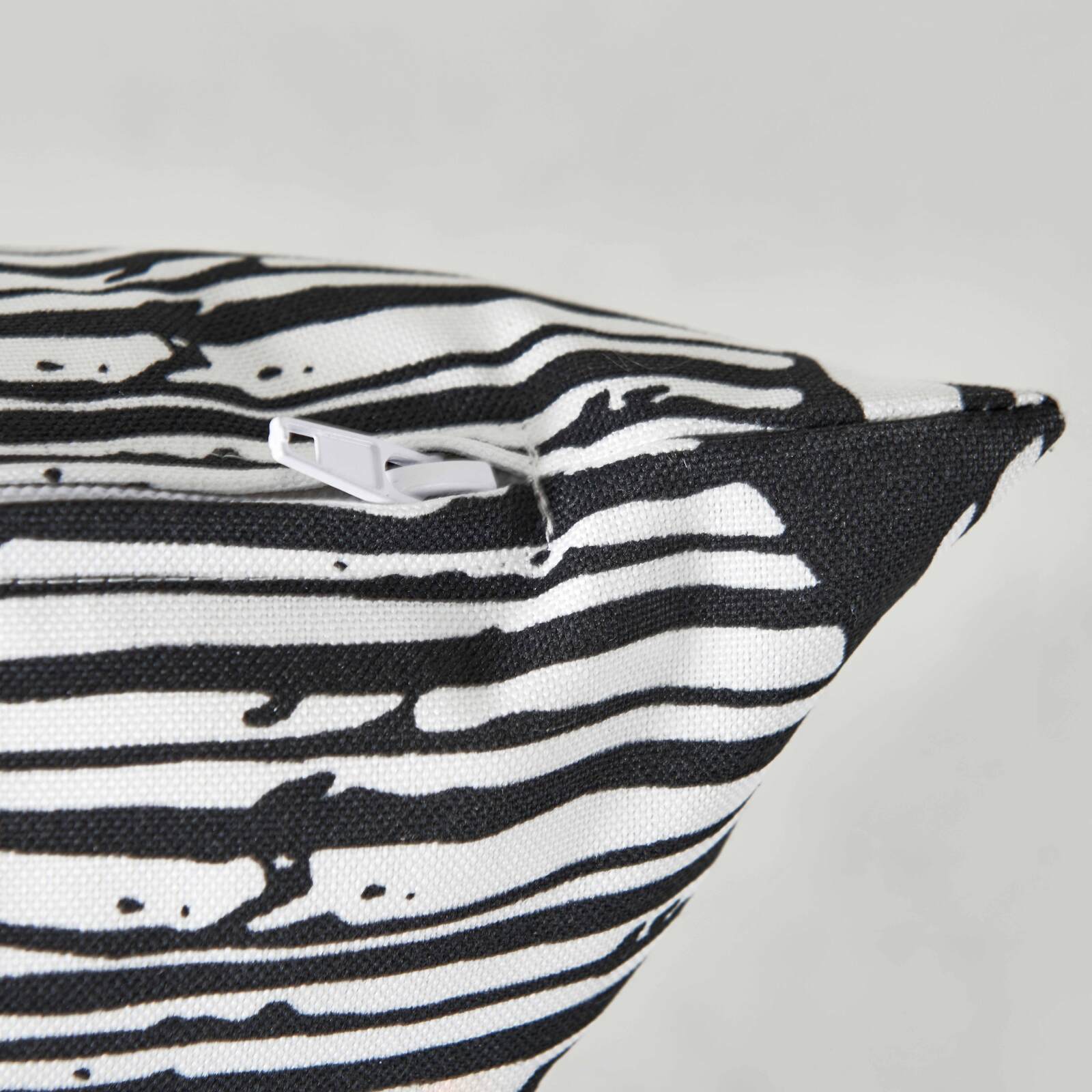 Set von 2 abnehmbaren Quadratischern Außenkissen 45 x 45 cm