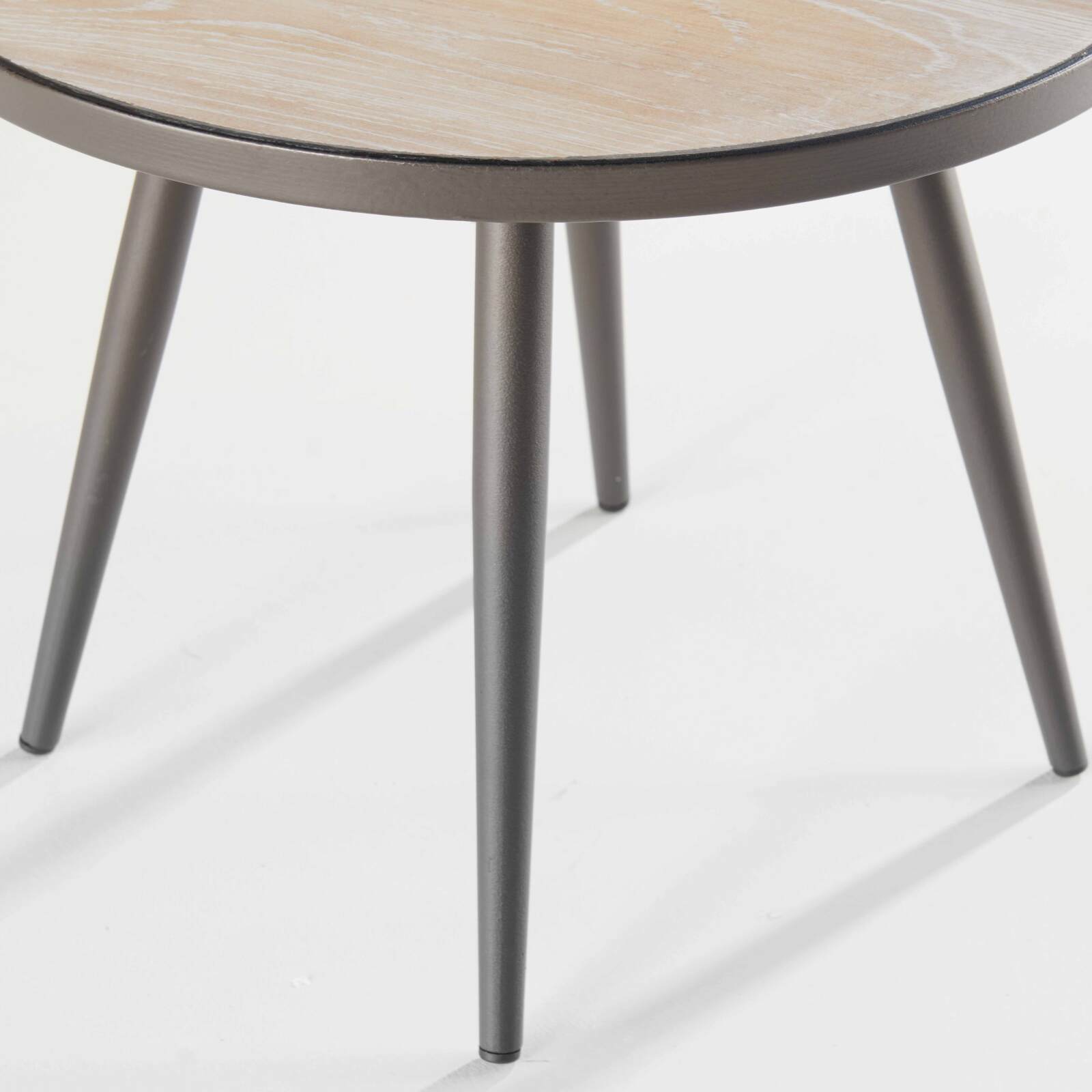 Runder Garten Couchtisch mit Holzimitat-Tischplatte Ø 45 cm  Runder Garten Couchtisch mit Holzimitat-Tischplatte Ø 45 cm