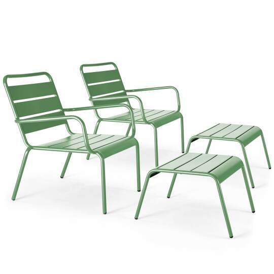 Set aus 2 niedrigen Metall-Sesseln und Fußstützen