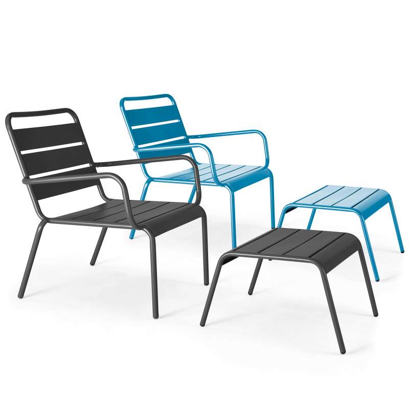 Set aus 2 niedrigen Sesseln mit ungleichen anthrazitgrauen Metall-Fußstützen + 1 Farbe
