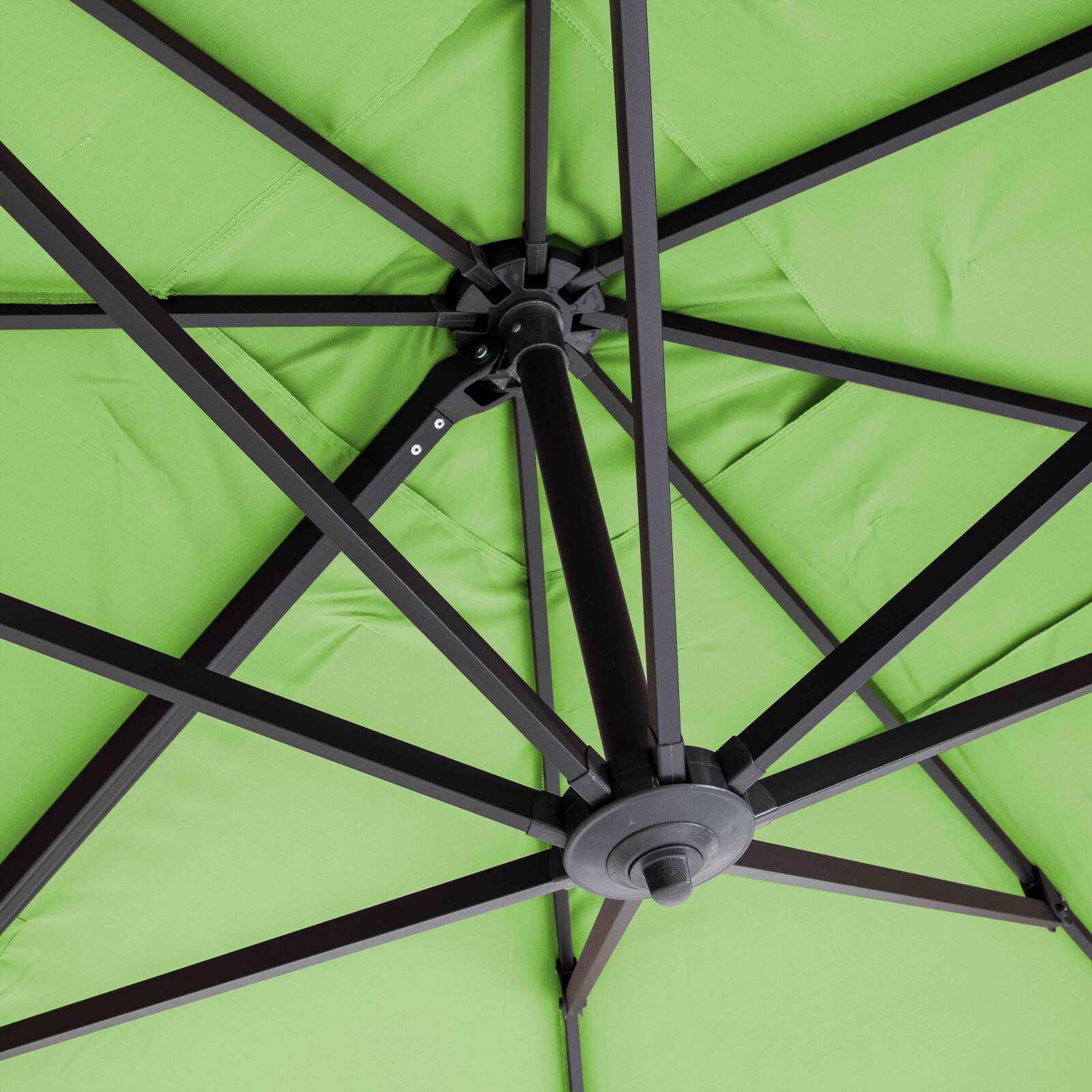 Set aus Sonnenschirm kippbar, 360 Grad drehbar (2 x 3m) + 4 beschwerte Platten Set aus Sonnenschirm kippbar, 360 Grad drehbar (2 x 3m) + 4 beschwerte Platten