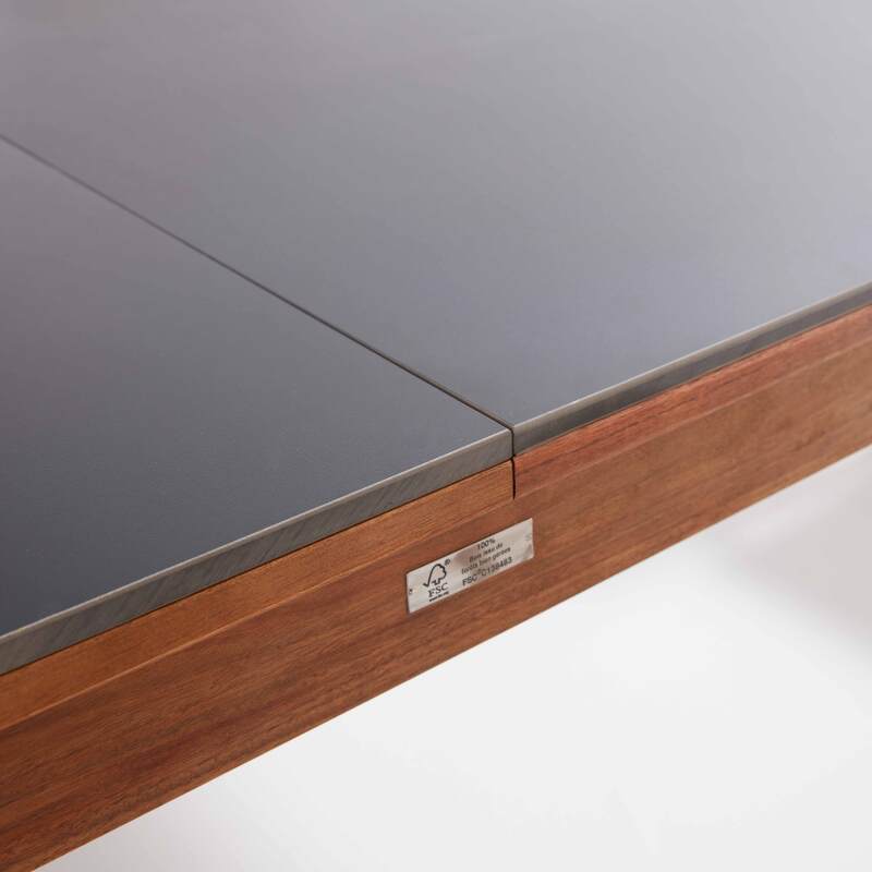 Rechteckiger, ausziehbarer Gartentisch aus FSC®-zertifiziertem Eukalyptusholz 