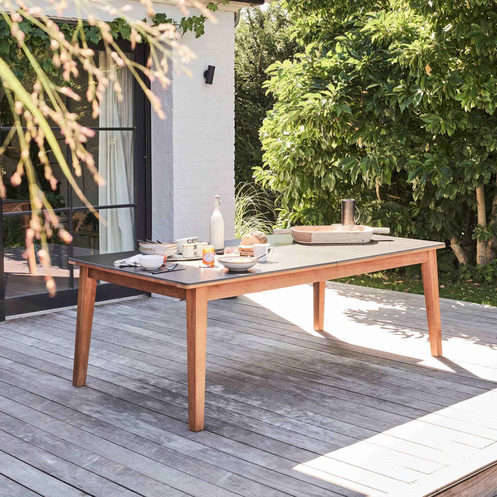 Rechteckiger, ausziehbarer Gartentisch aus FSC®-zertifiziertem Eukalyptusholz Rechteckiger, ausziehbarer Gartentisch aus FSC®-zertifiziertem Eukalyptusholz