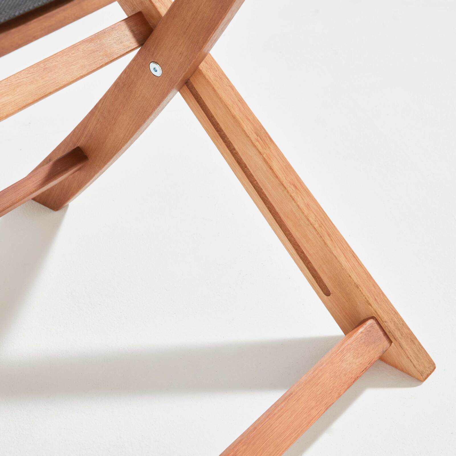 Set aus 2 klappbaren Stühlen aus FSC®-zertifiziertem Eukalyptusholz + Textilene