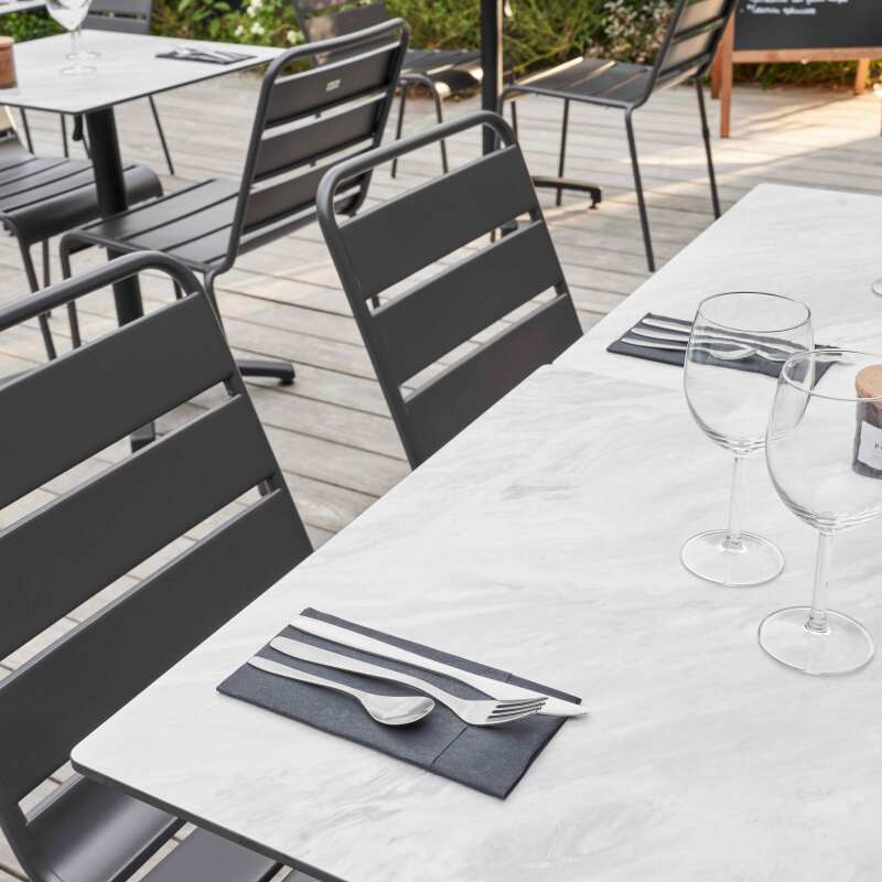 Quadratischer Gartentisch 70 x 70 cm mit neigbarer HPL-Platte  (5/10)