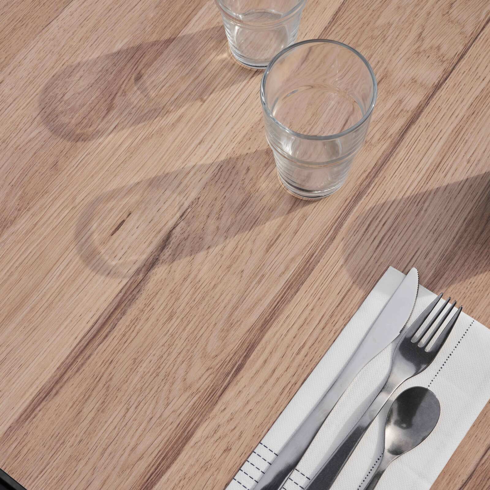 Quadratischer Gartentisch 60 x 60 cm mit neigbarer HPL-Oberfläche 