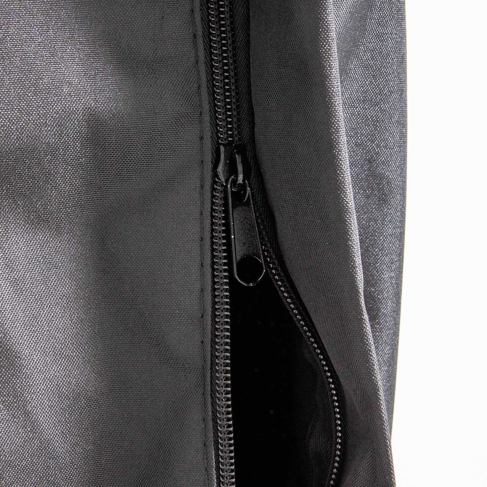 Sonnenschirmhülle für einen versetzten Sonnenschirm mit einer Größe von 260 cm  Sonnenschirmhülle für einen versetzten Sonnenschirm mit einer Größe von 260 cm