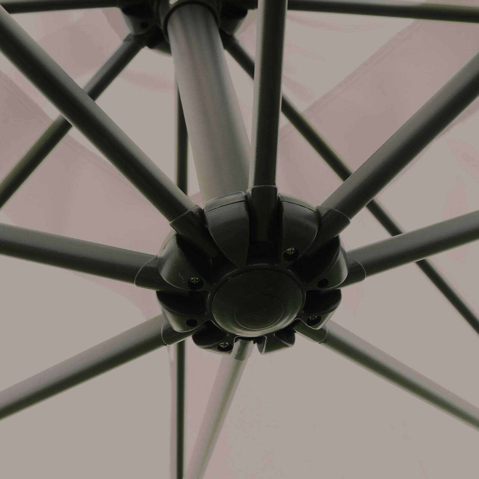 Versetzter neigbarer Quadratischer Sonnenschirm (3 x 3m)