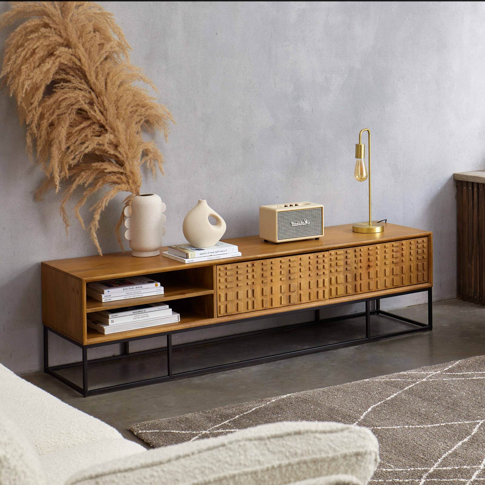 TV-Möbel aus massivem geschnitztem Mangoholz, 175 cm lang 