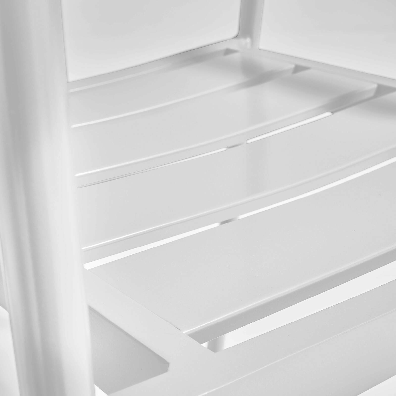 Gartenstuhl aus Aluminium und FSC®-Holz mit Armlehnen Gartenstuhl aus Aluminium und FSC®-Holz mit Armlehnen