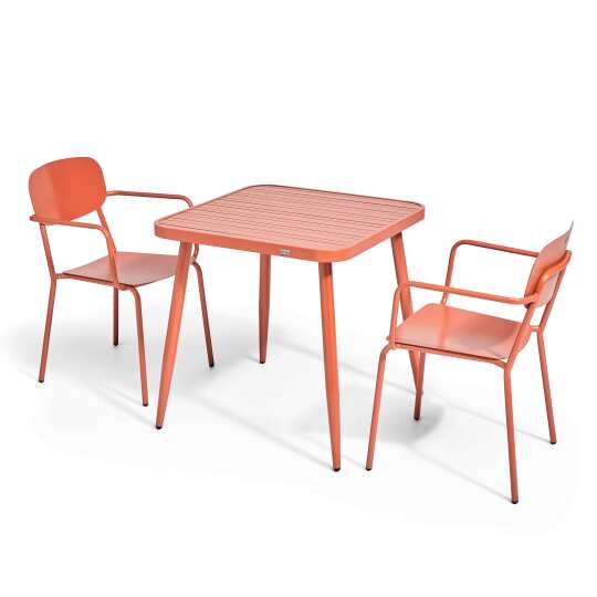 Quadratischer Gartentisch 75 x 75 cm und 2 Stühle mit Armlehnen aus Aluminium