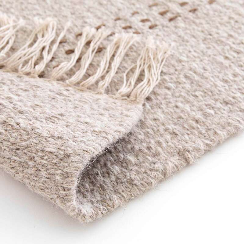 Rechteckiger Teppich aus Wolle und flach gewebtem Jute mit geometrischen Mustern 