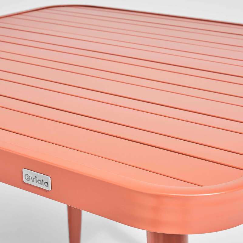 Rechteckiger Gartentisch 150 x 75 cm mit 4 Stühlen mit Armlehnen aus Aluminium und Holz  (3/7)