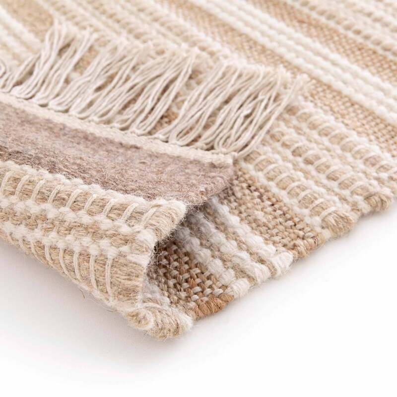 Rechteckiger gestreifter Teppich aus flach gewebter Wolle und Jute mit kurzem Flor 