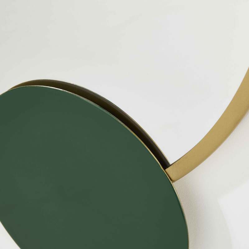 Spiegel mit Details aus emailliertem Metall