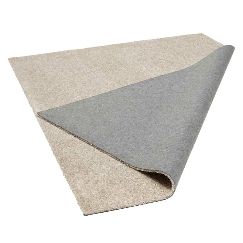 Rechteckiger Teppich mit langem Flor aus Polypropylen in einfarbigem Design  (4/5)