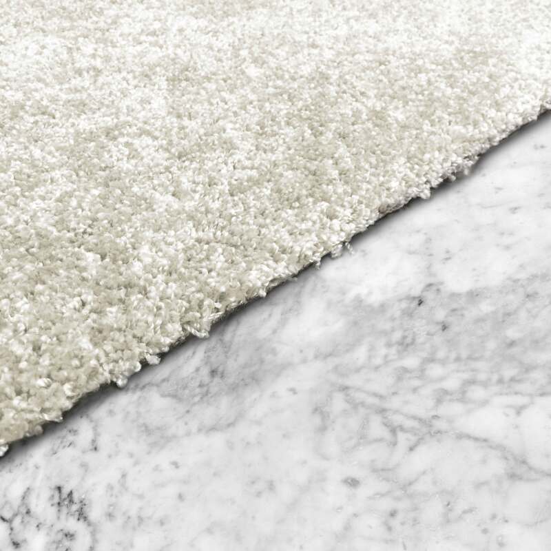 Rechteckiger Teppich mit langem Flor aus Polypropylen in einfarbigem Design 