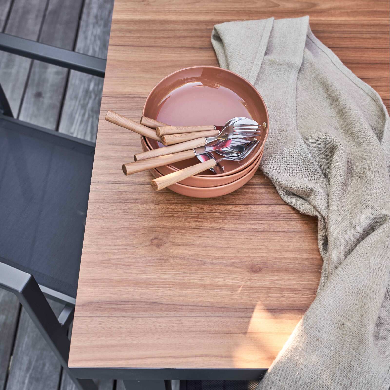 Rechteckiger, ausziehbarer Garten-Tisch (256/320 x 100 x 76 cm) aus Aluminium und DPC 