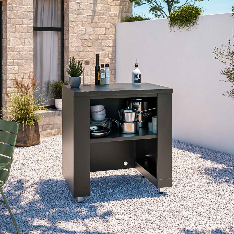 Outdoor-Küche aus Stahl mit 7 Elementen, darunter 3 Kochmodule und ein Spülbecken