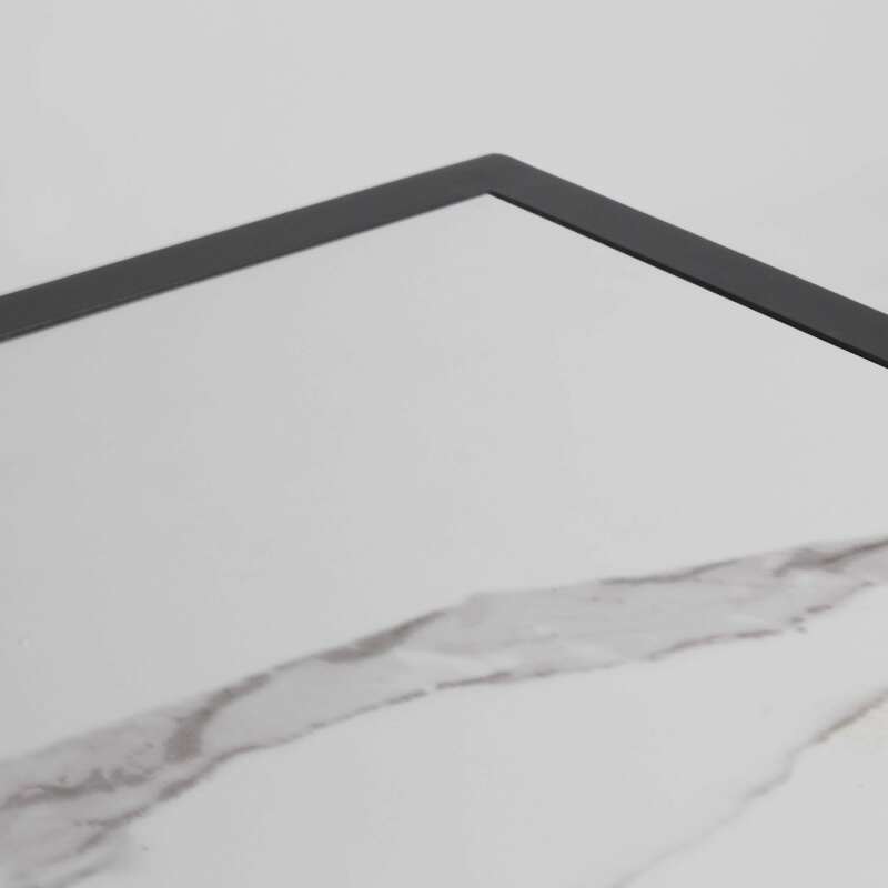 Gartentisch aus Marmor-Effekt-Keramik (185 x 95 x 74 cm)