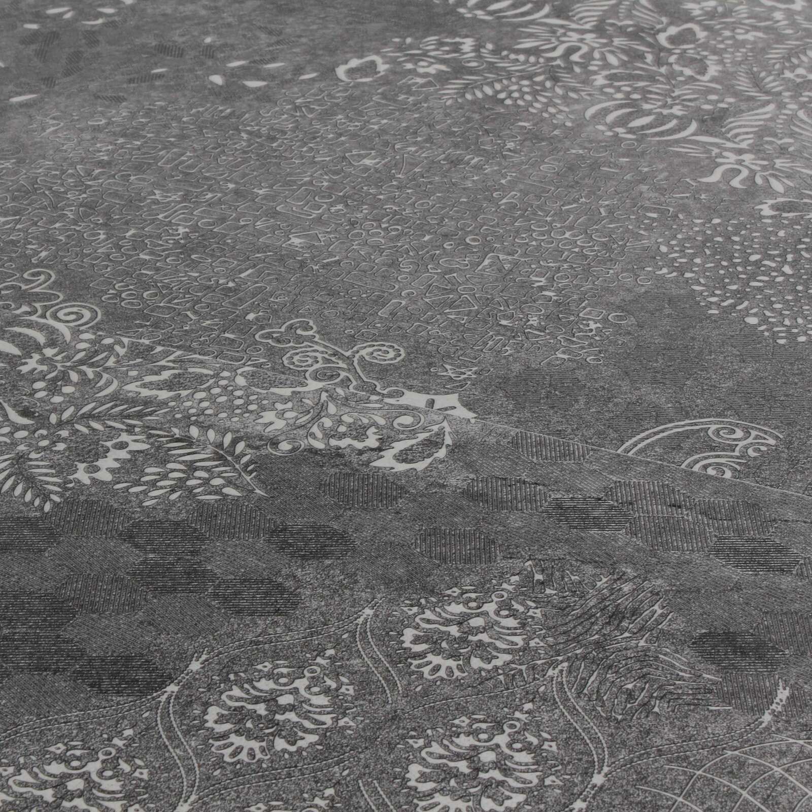 Gartentisch aus Keramik mit Stempel-Effekt, 185 x 95 cm, mit 6 Stühlen ohne Armlehnen und 2 Stühlen mit Armlehnen 