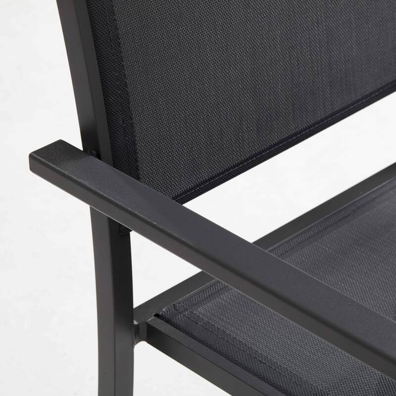 Gartentisch aus Marmor-Effekt-Keramik, 230 x 95 cm, mit 8 Stühlen ohne Armlehnen und 2 Stühlen mit Armlehnen