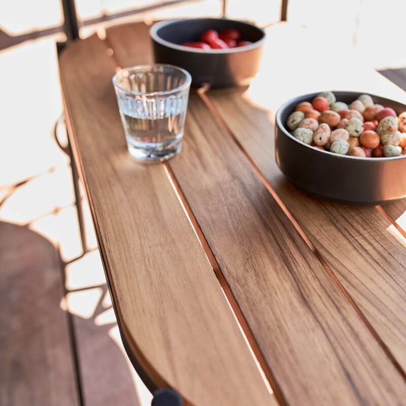 Gartenlounge-Set für 4 Personen aus geflochtenem Harz mit Tisch