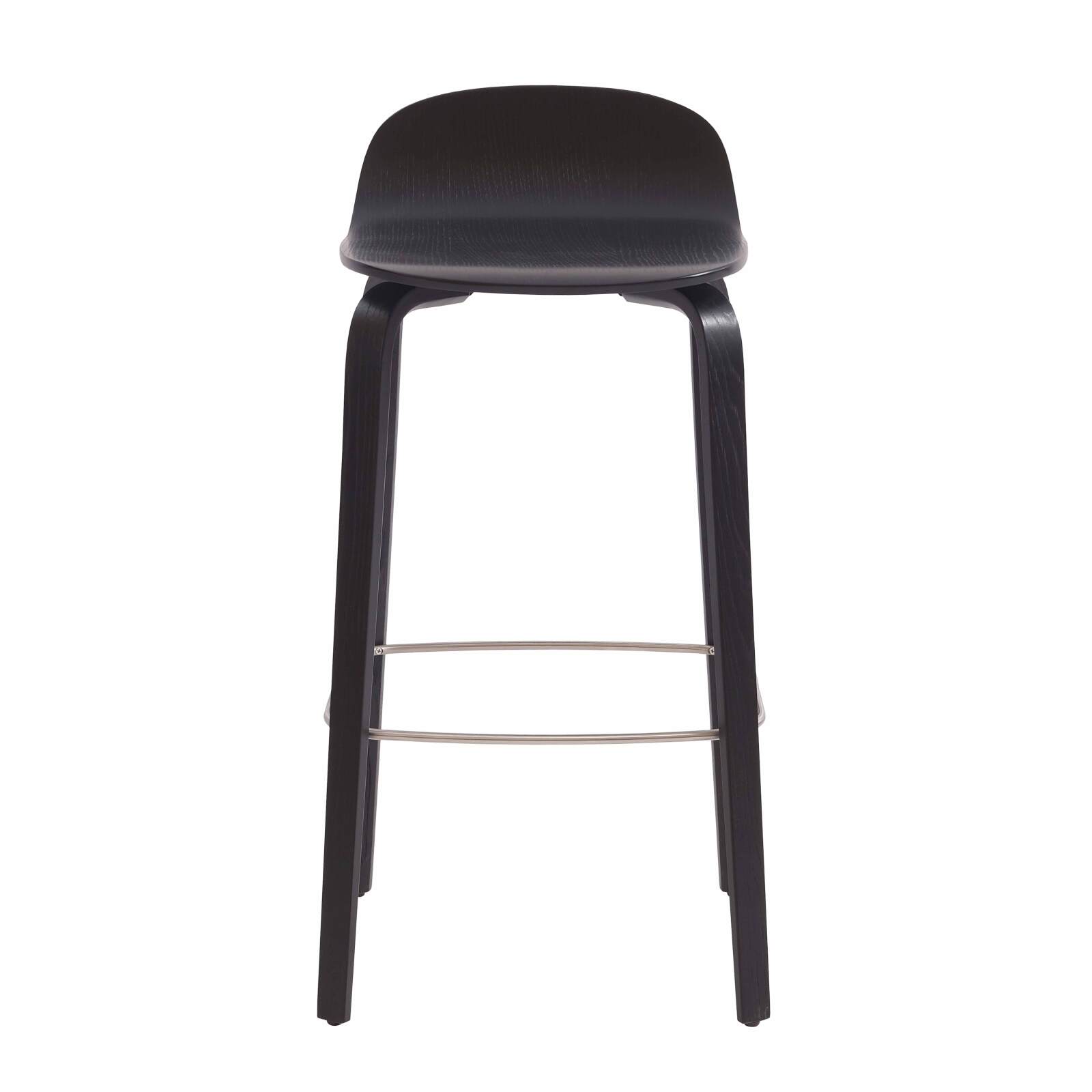 Hochstuhl aus natürlichem Eichensperrholz Hochstuhl aus natürlichem Eichensperrholz