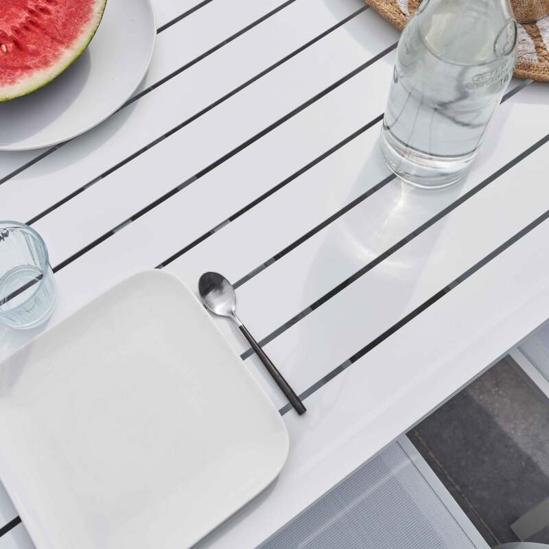 Rechteckiger, ausziehbarer Aluminium-Gartentisch mit 6 Stühlen und 2 Stühlen mit Armlehnen  (3/7)