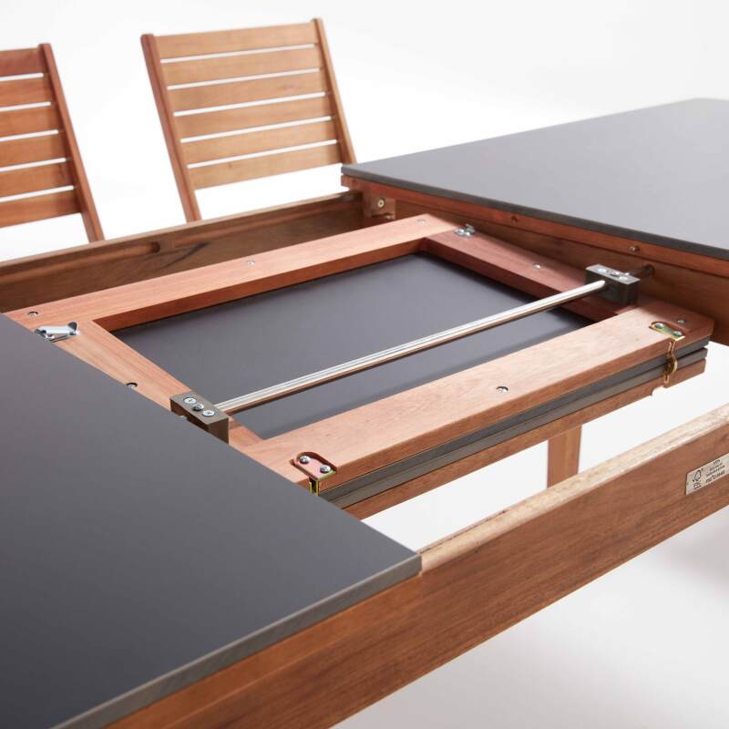 Rechteckiger Gartentisch mit 6 Stühlen und 2 klappbaren Armlehnstühlen aus FSC®-Eukalyptusholz