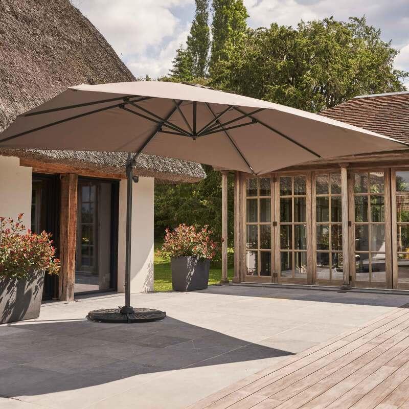 Rechteckiger, neigbarer und um 360° drehbarer versetzter Sonnenschirm (4 x 3m) (5/7)