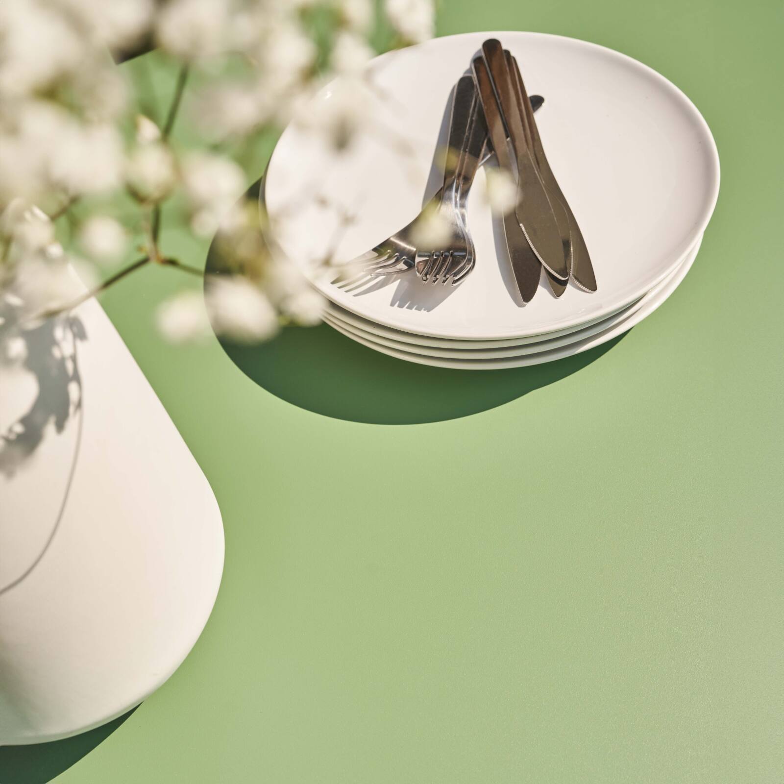 Rechteckiger Gartentisch 180 x 90 cm und 8 Metallstühle 