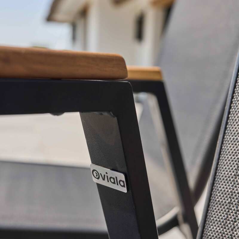 2er-set Gartenstühlen mit Armlehnen aus Aluminium und Akazienholz