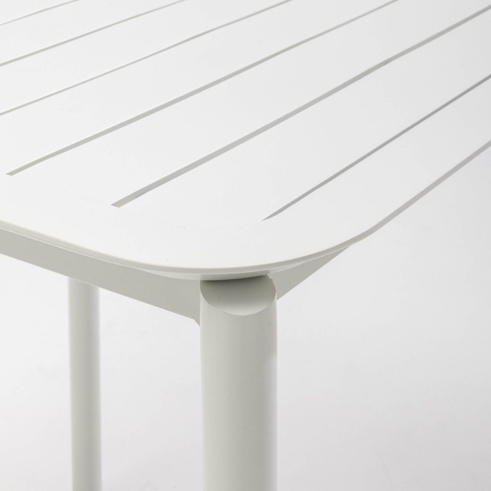 Quadratischer stapelbarer Terrassentisch 70 x 70 cm aus Aluminium