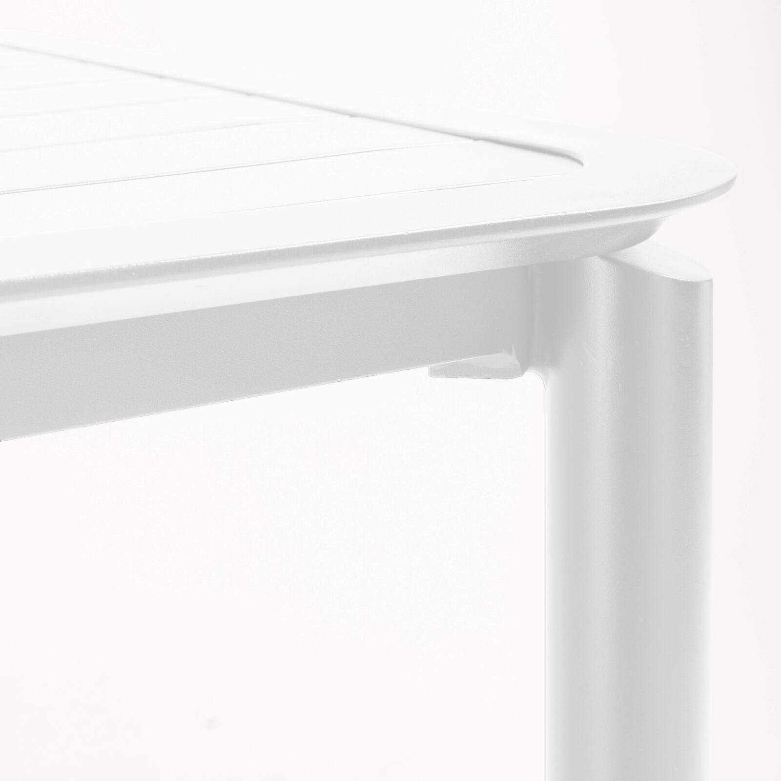 Hoher Quadratischer Terrassentisch und 2 Aluminiumstühle