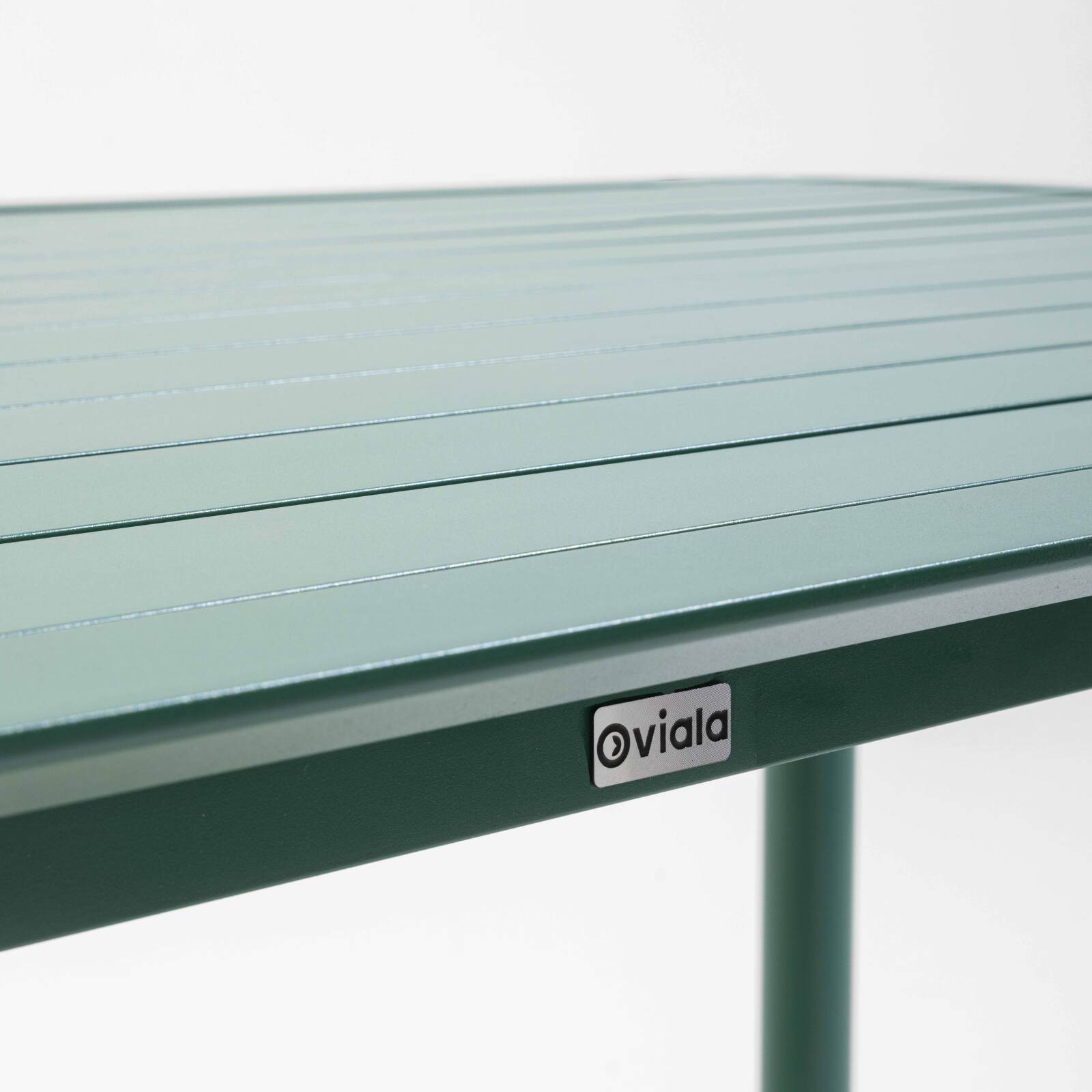 Rechteckiger Terrassentisch aus Aluminium