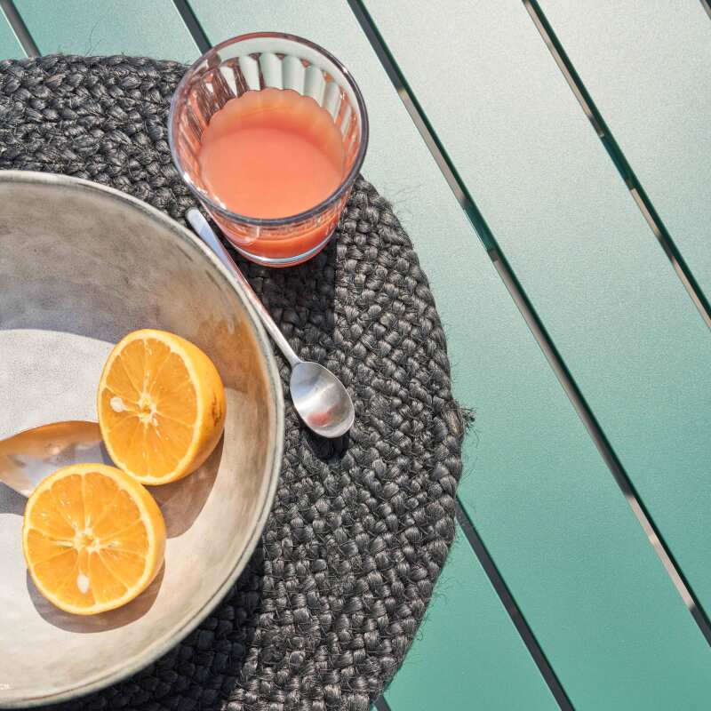 Rechteckiger Terrassentisch aus Aluminium (2/7)