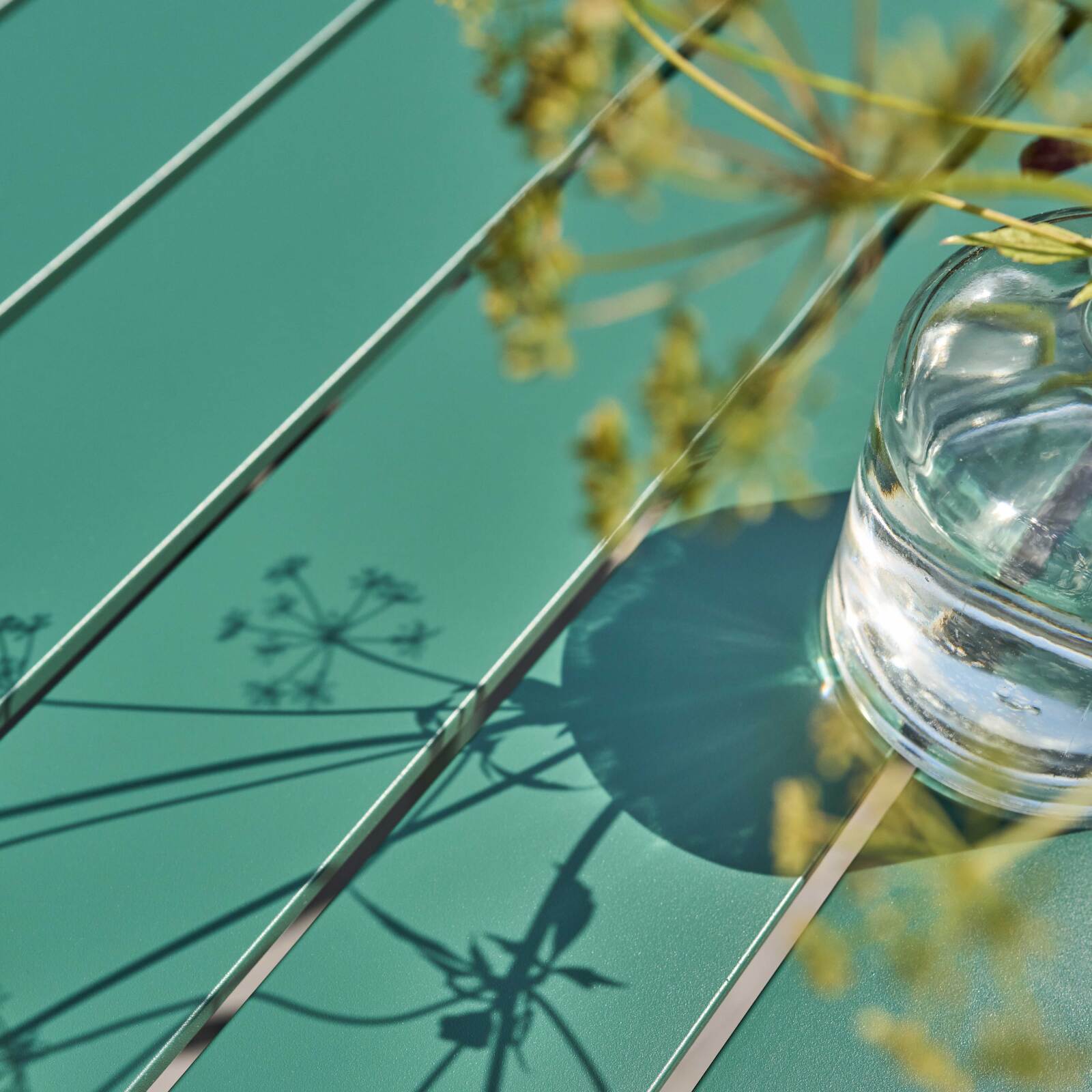 Rechteckiger Terrassentisch aus Aluminium