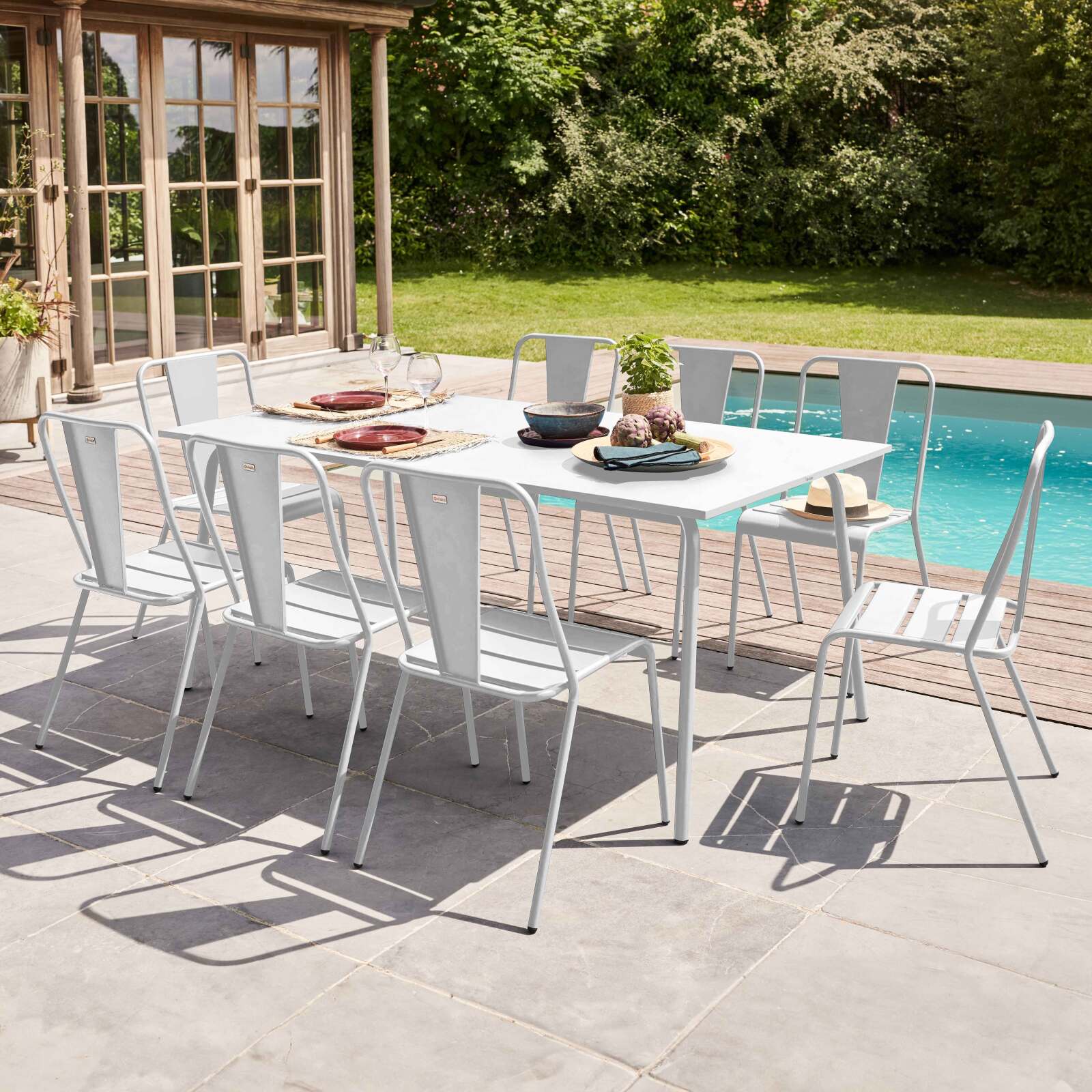 Gartentisch (180 x 90 x 72 cm) im Design aus Metall 