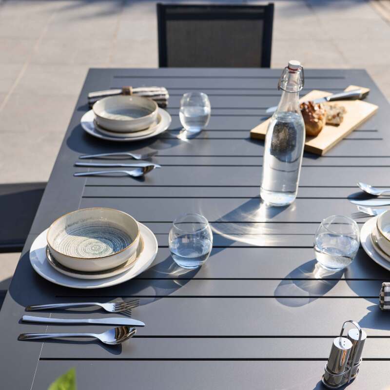 Rechteckiger, ausziehbarer Gartentisch (216/298 x 100 x 75 cm) aus Aluminium