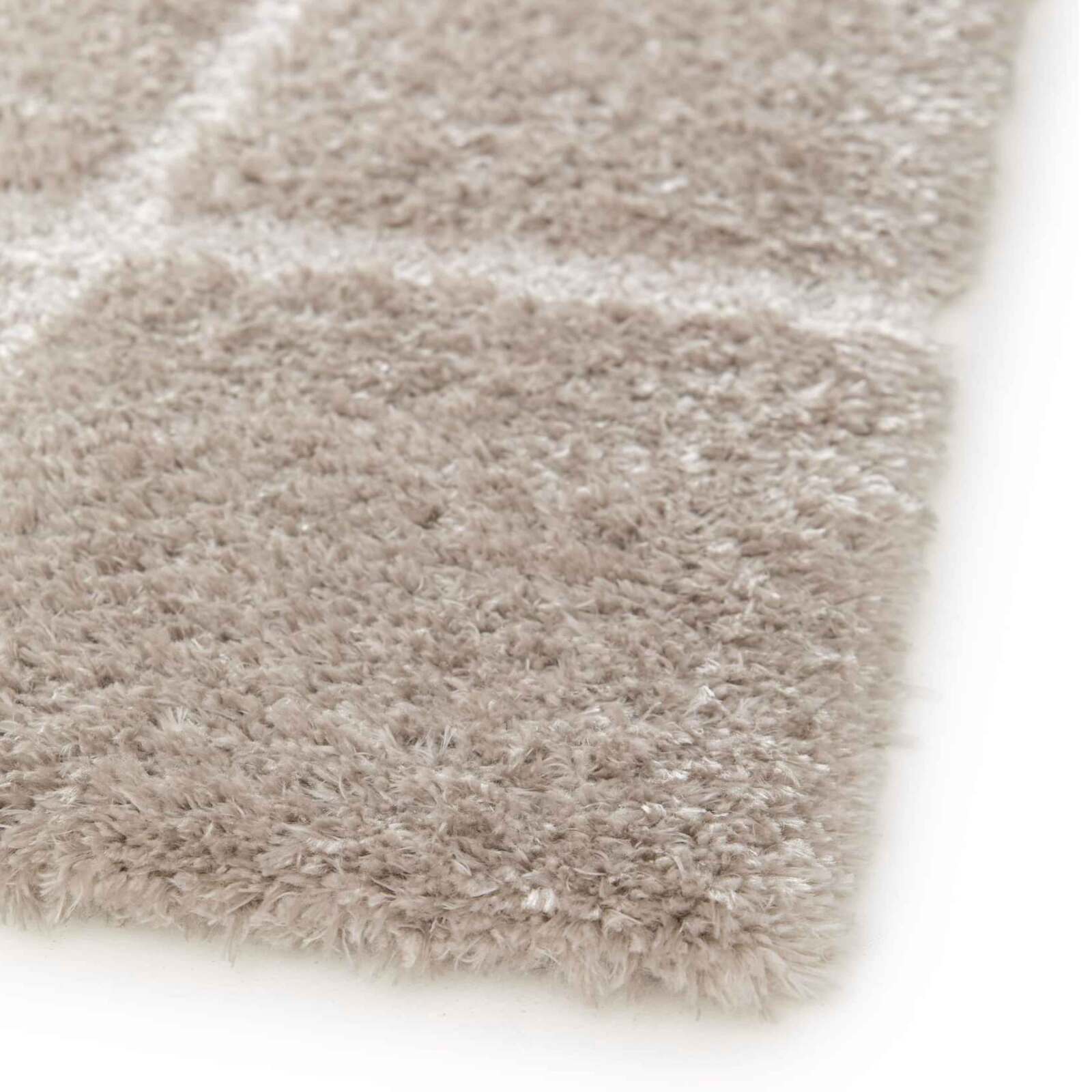 Rechteckiger Hochflorteppich aus recyceltem Polyester