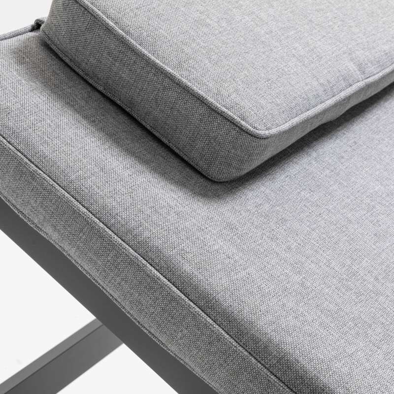 2er-set Sonnenliegen aus Aluminium und FSC®-Teakholz und Regal