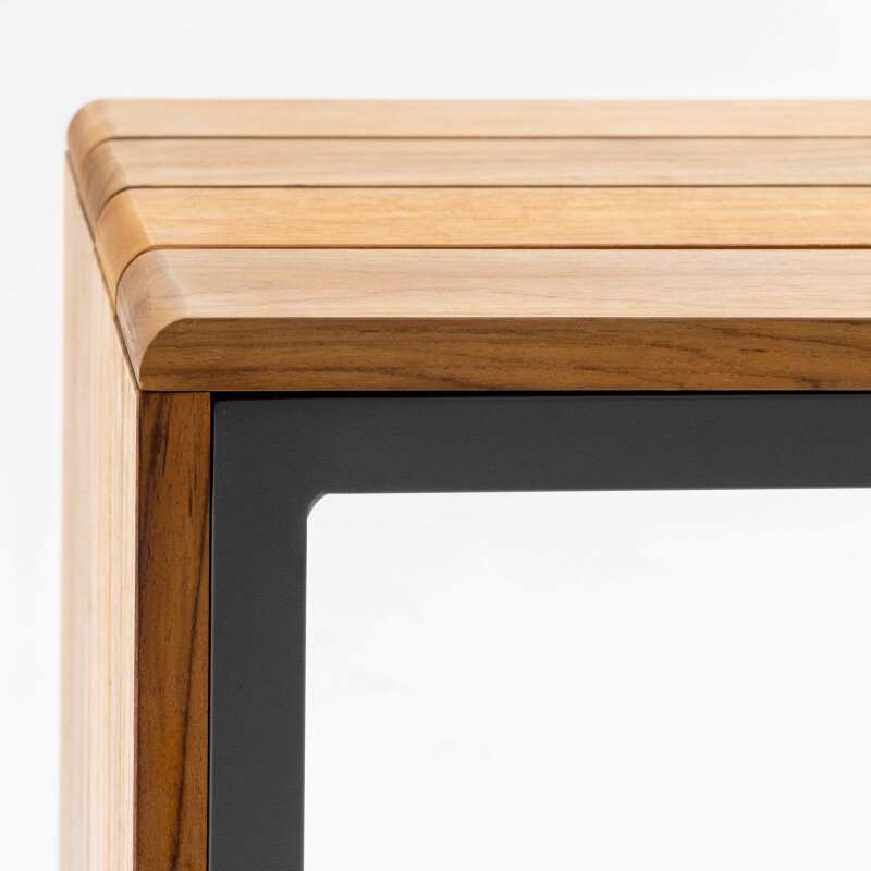 Ablageflache aus Aluminium und Teakholz