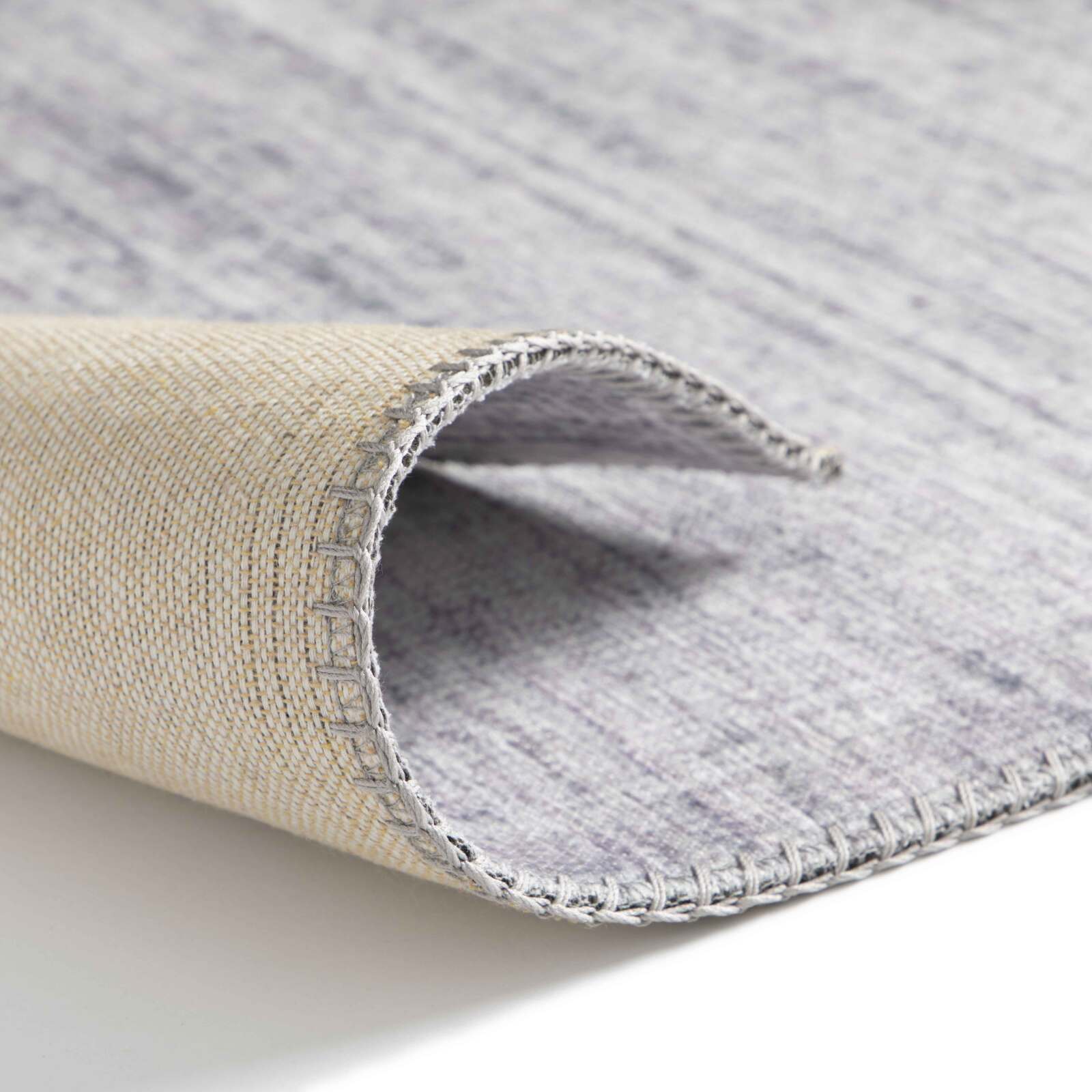 Rechteckiger Chenille-Teppich mit gedrucktem, nuanciertem Muster und kurzem Flor 