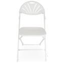 10 weiße Empfangsklappstühle mit Verbindungshaken