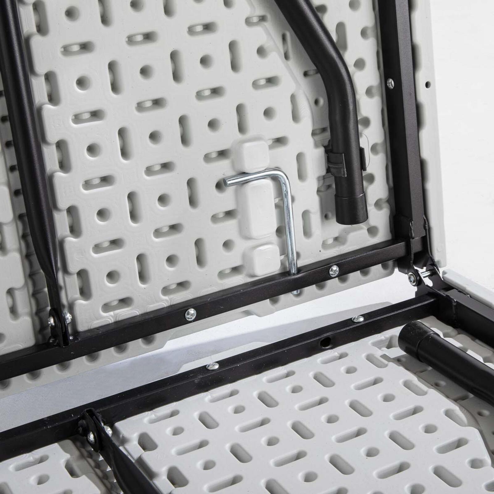 Set mit 5 Klapptischen 244 cm