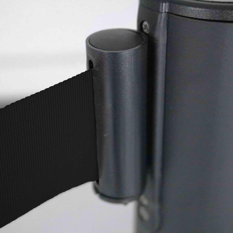 Einziehbare Riemenführungspfosten