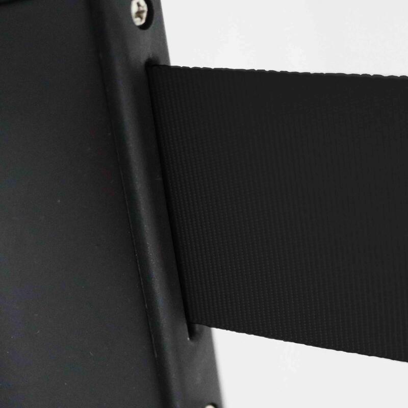 Einziehbare Riemenführungspfosten