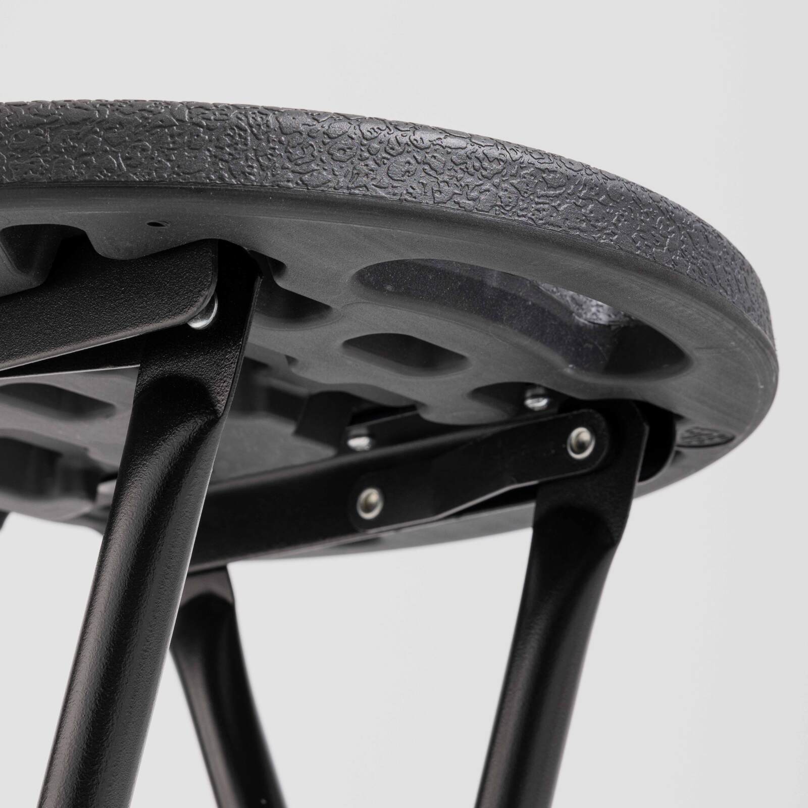 Set mit 10 schwarzen klappbaren Hochhockern