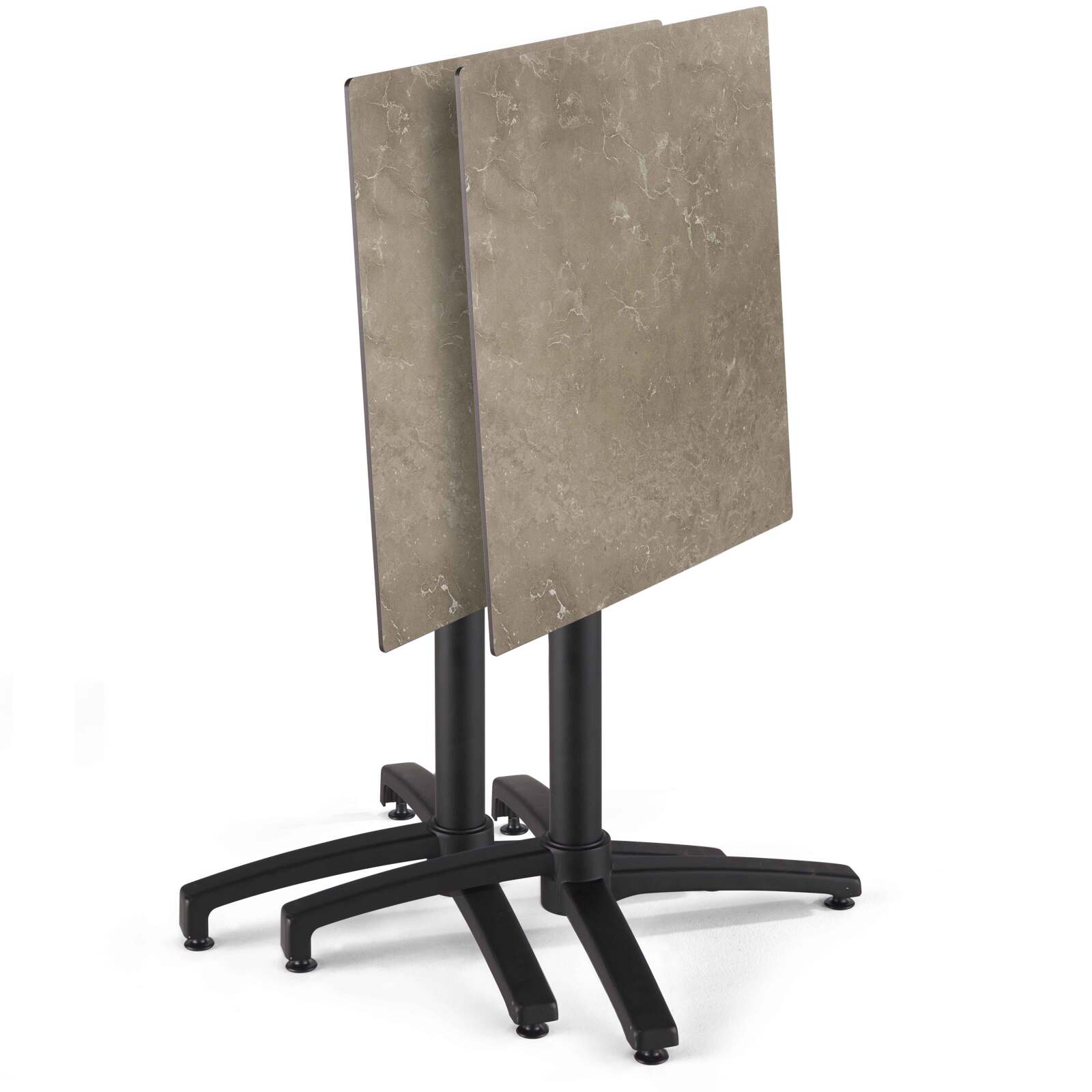 70x70 cm großer laminierter Liegetisch mit schwarzem Bein und Metallstühlen